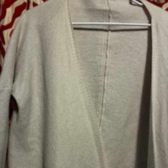 Ivory Cashmere Cardigan by Velvet, Open style, Pockets on sides, Size Medium - Picture 1 of 7